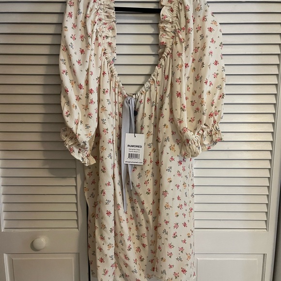 Rumored Darling Mini Dress in Country Bloom NWT - Picture 9 of 10